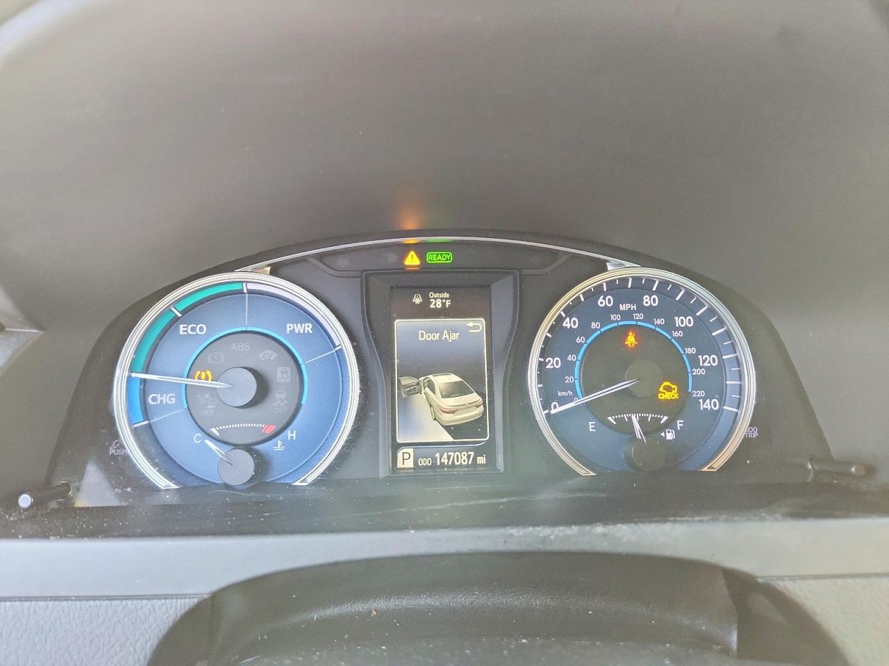 2015 TOYOTA CAMRY HYBRID photo 9
