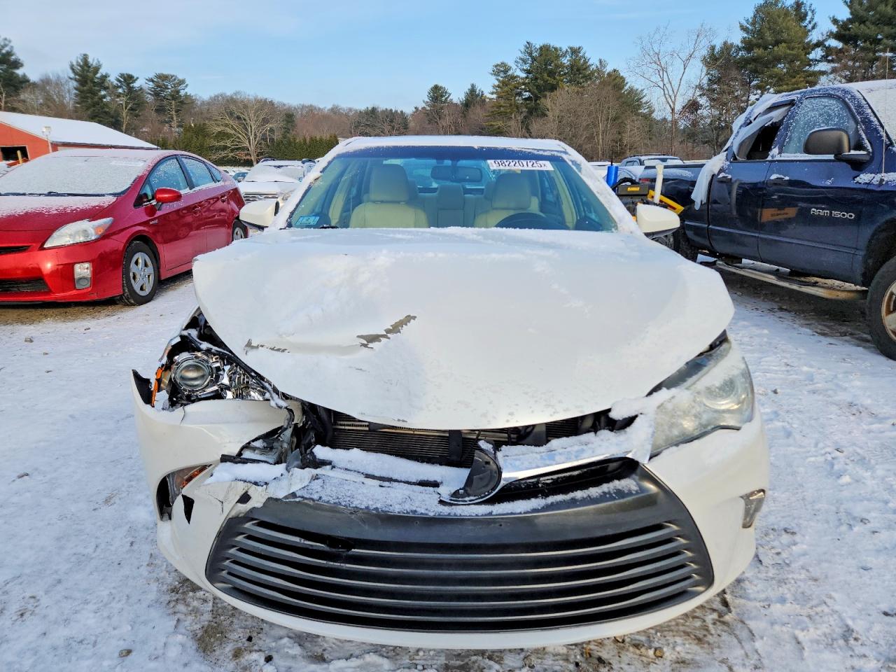 2015 TOYOTA CAMRY HYBRID photo 5