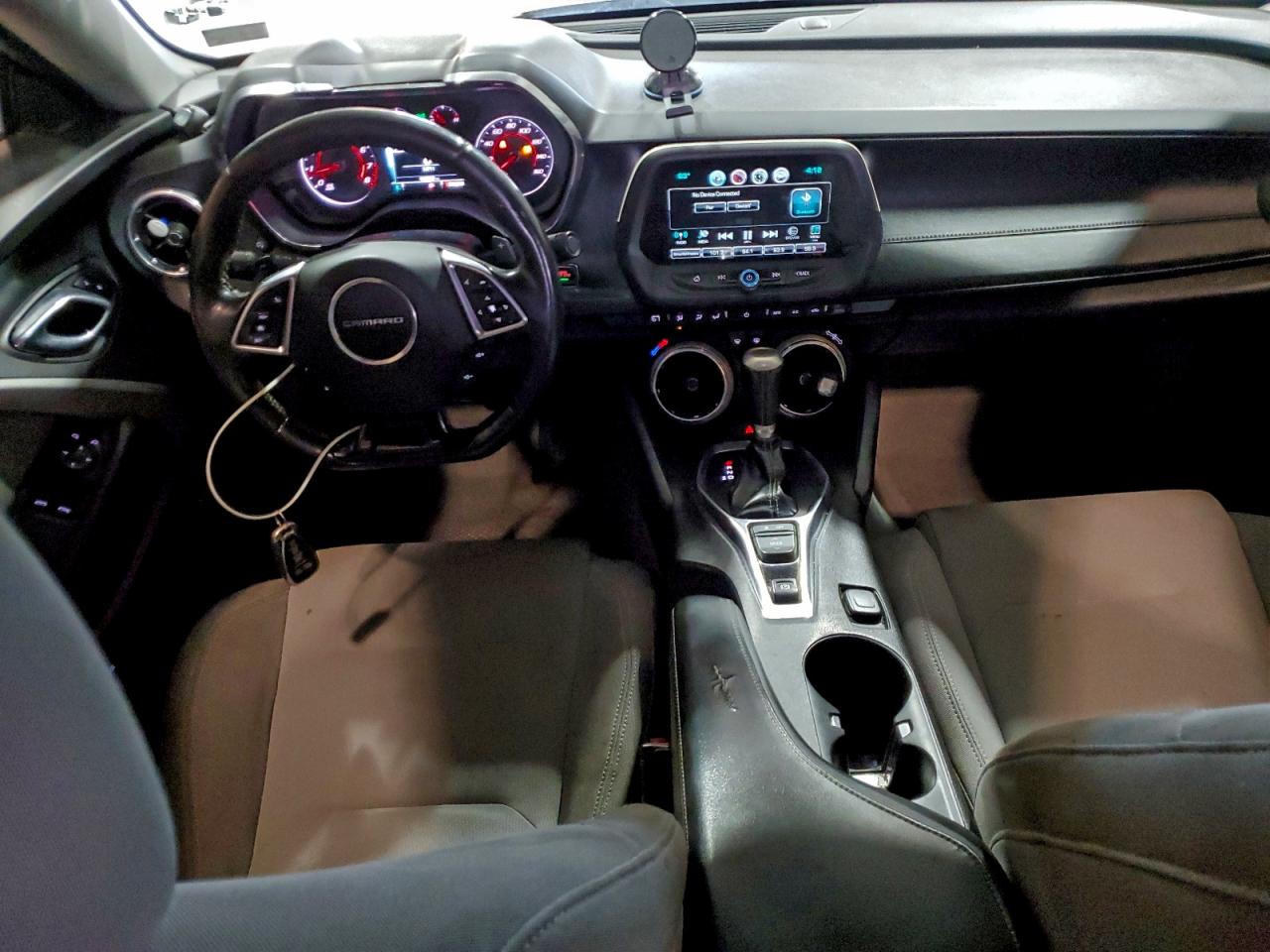 2016 CHEVROLET CAMARO LT photo 8