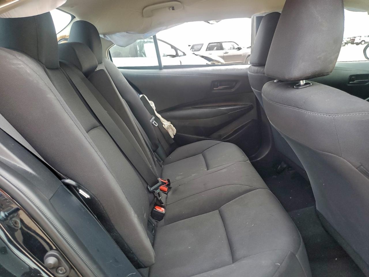 2024 TOYOTA COROLLA LE photo 10