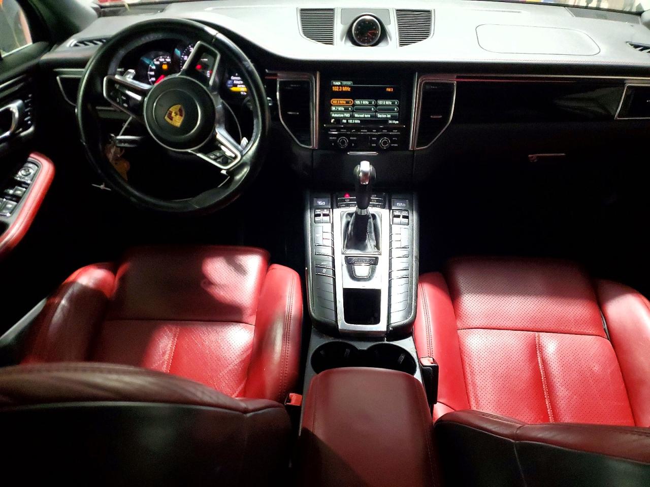 2016 PORSCHE MACAN S photo 8