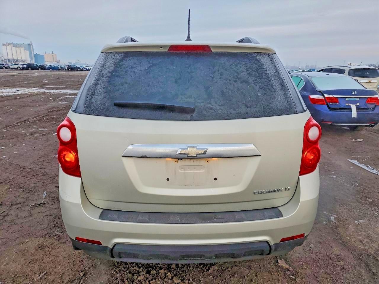 2014 CHEVROLET EQUINOX LT photo 6