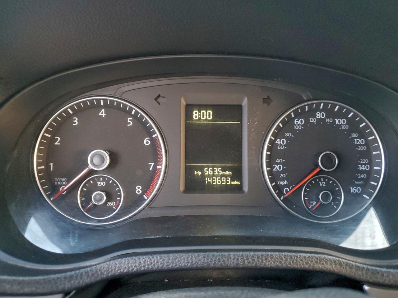 2012 VOLKSWAGEN PASSAT S photo 9