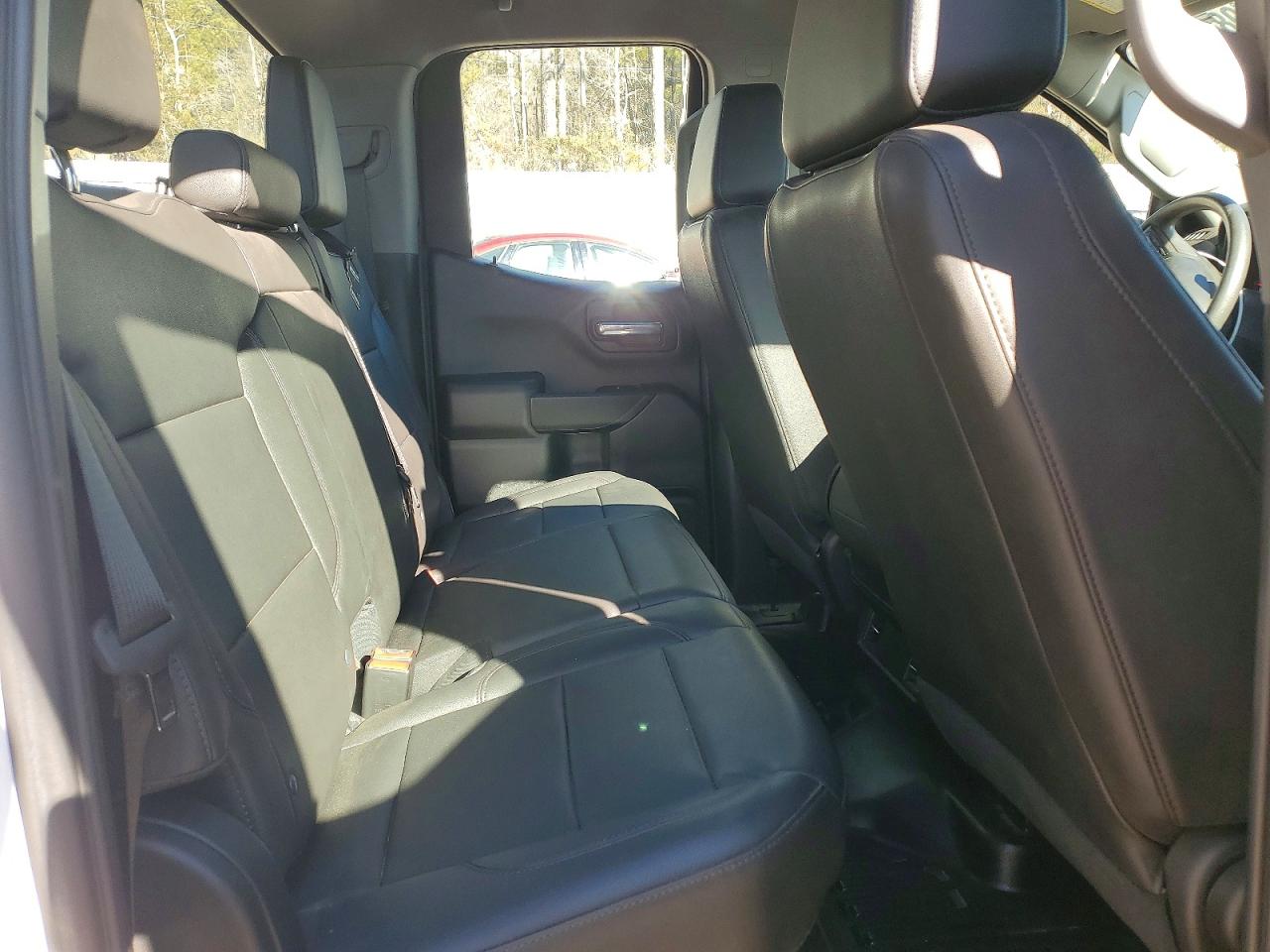 2023 CHEVROLET SILVERADO K1500 photo 10