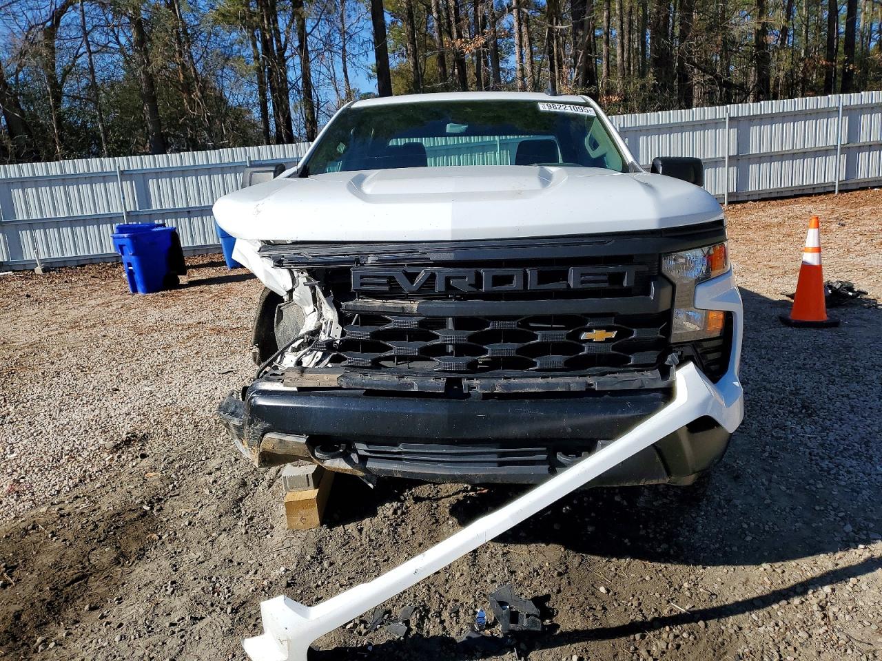 2023 CHEVROLET SILVERADO K1500 photo 5