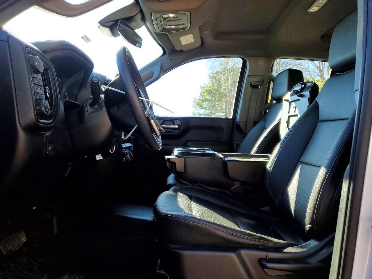 2023 CHEVROLET SILVERADO K1500 photo 7