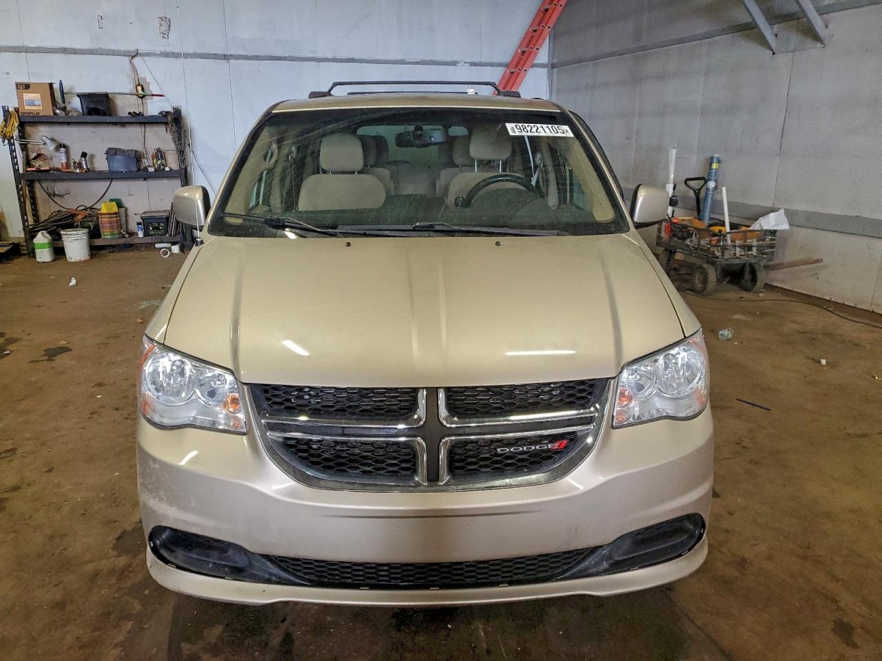 2015 DODGE GRAND CARAVAN SXT photo 5