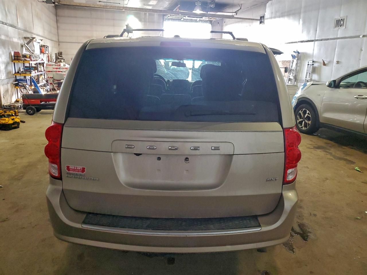 2015 DODGE GRAND CARAVAN SXT photo 6