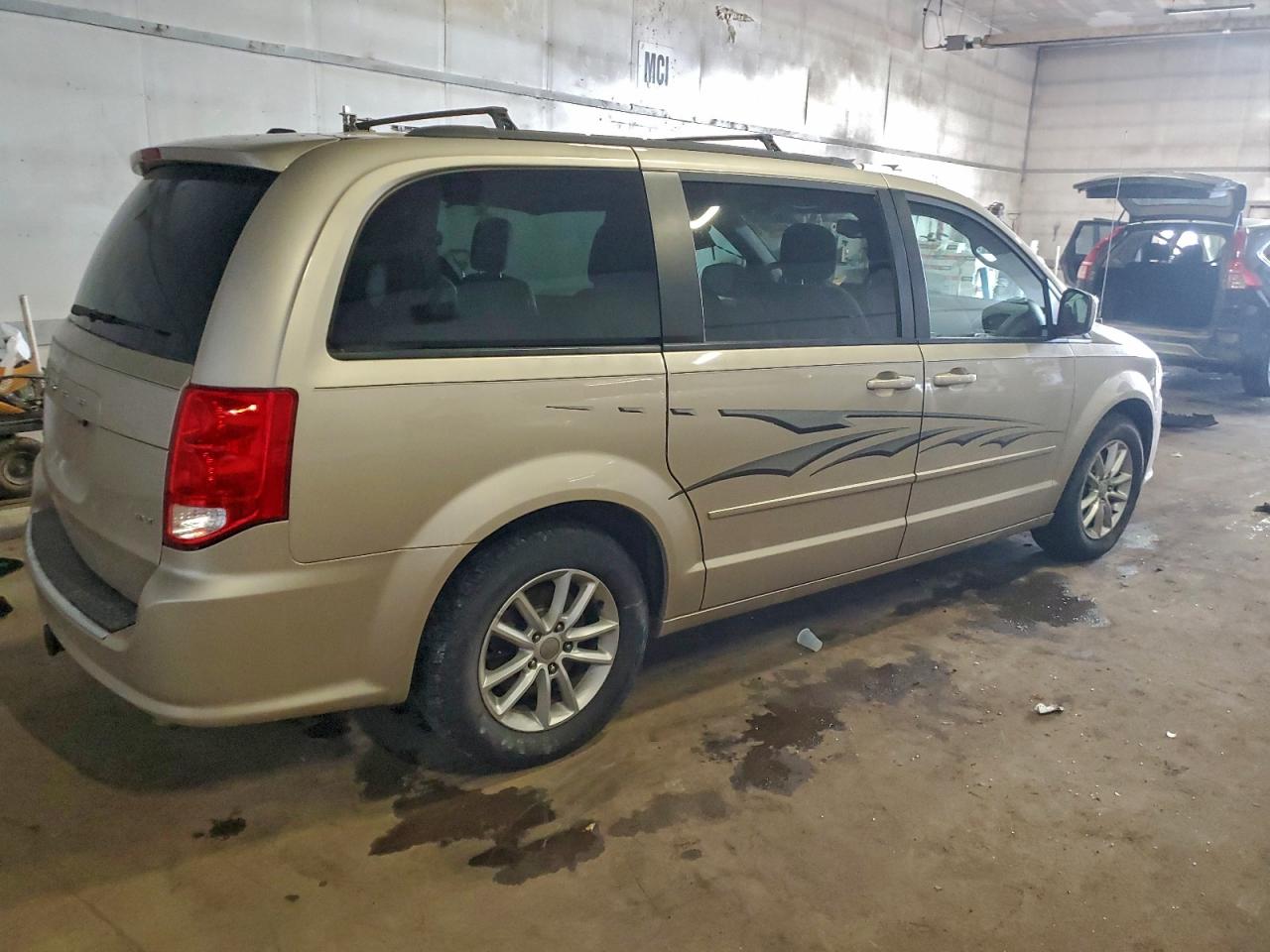 2015 DODGE GRAND CARAVAN SXT photo 3