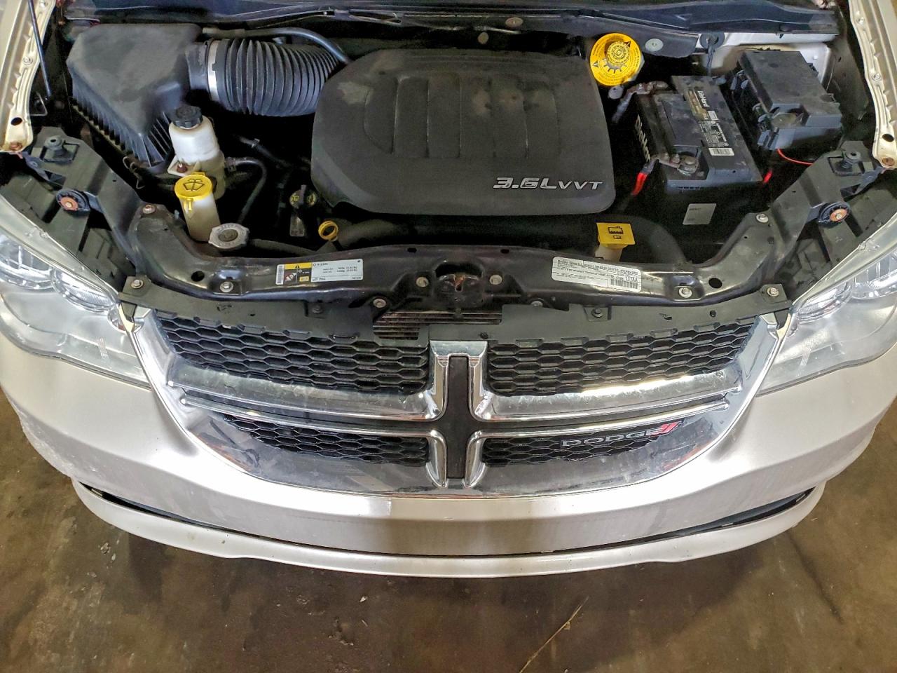 2015 DODGE GRAND CARAVAN SXT photo 12