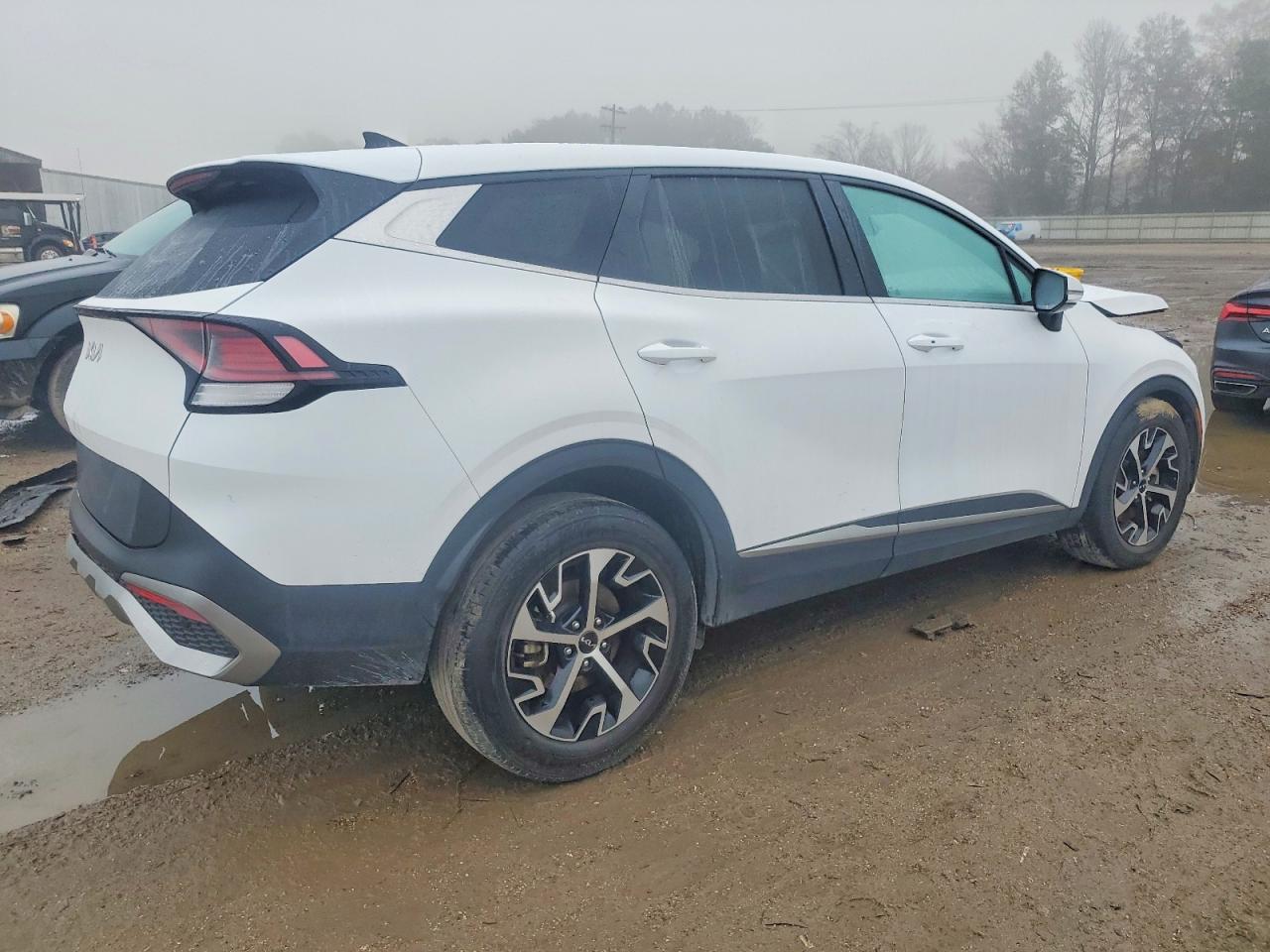 2023 KIA SPORTAGE EX photo 3