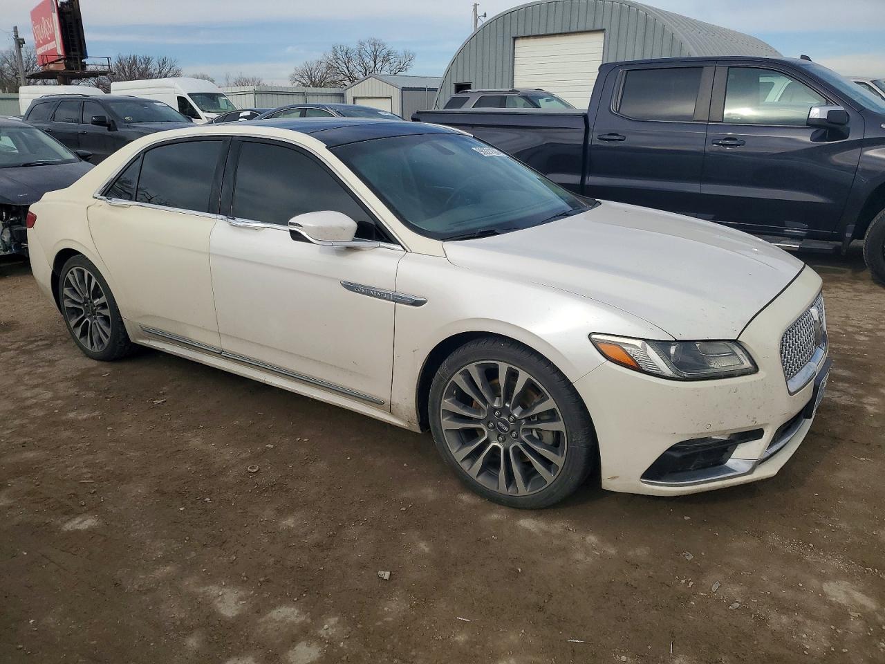 2017 LINCOLN CONTINENTAL SELECT photo 10