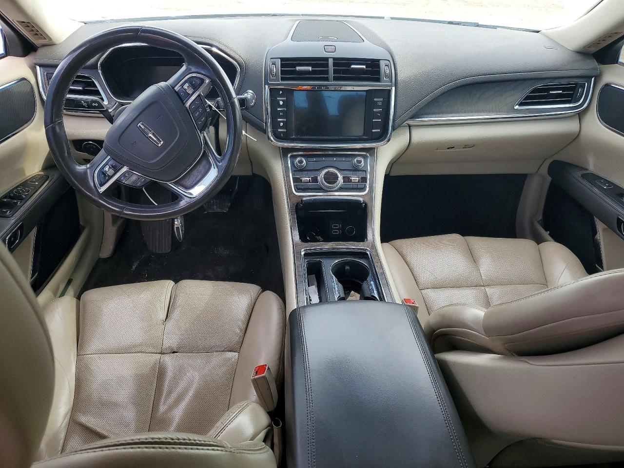 2017 LINCOLN CONTINENTAL SELECT photo 22