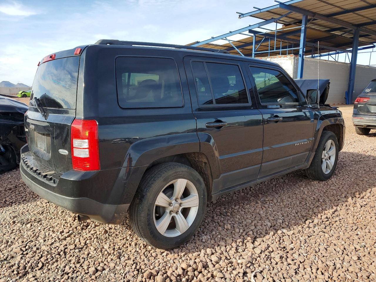 2017 JEEP PATRIOT LATITUDE photo 3