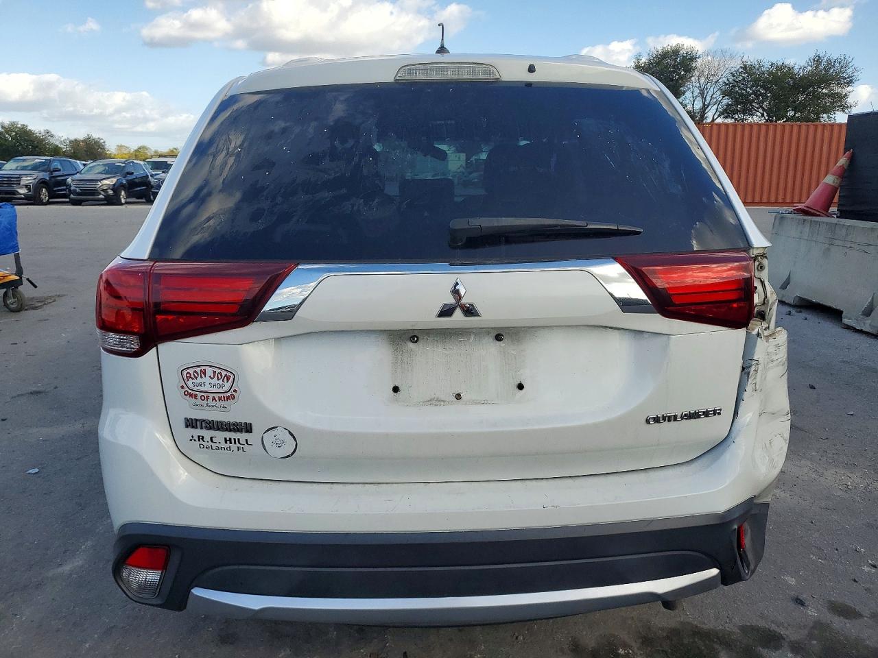2016 MITSUBISHI OUTLANDER ES photo 6
