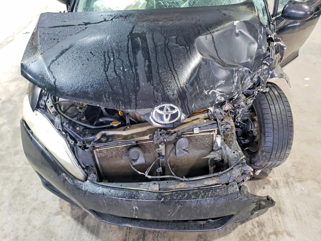 2009 TOYOTA VENZA photo 12