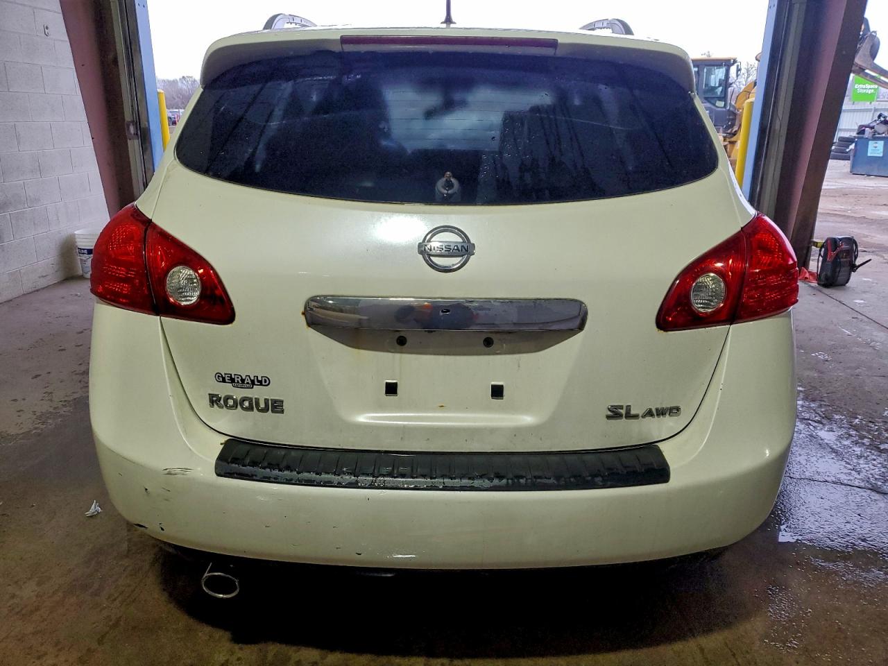2013 NISSAN ROGUE S photo 6