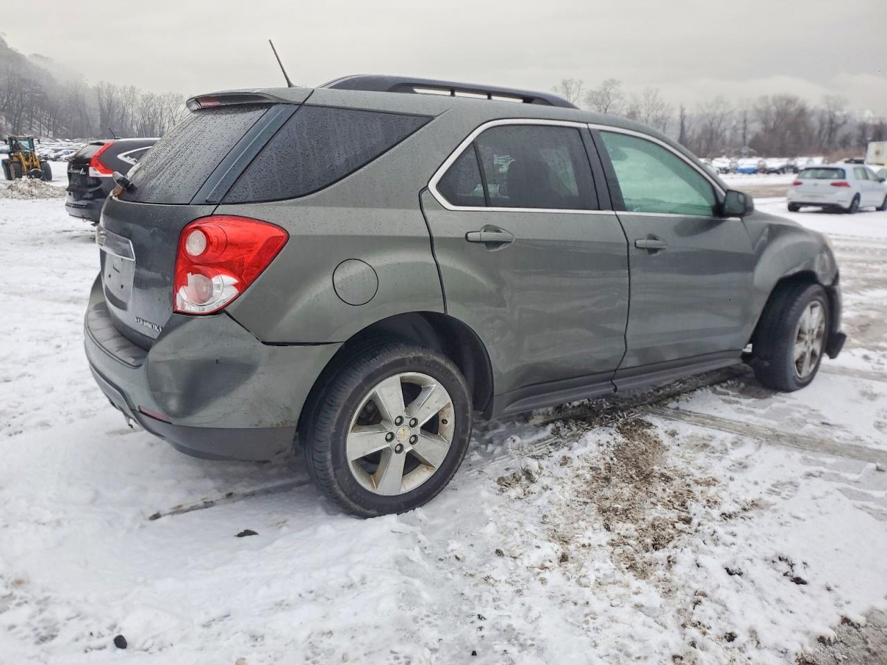 2013 CHEVROLET EQUINOX LT photo 3