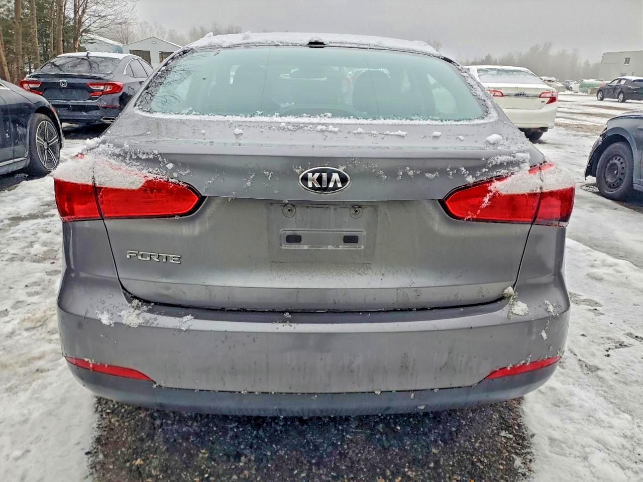 2015 KIA FORTE LX photo 6