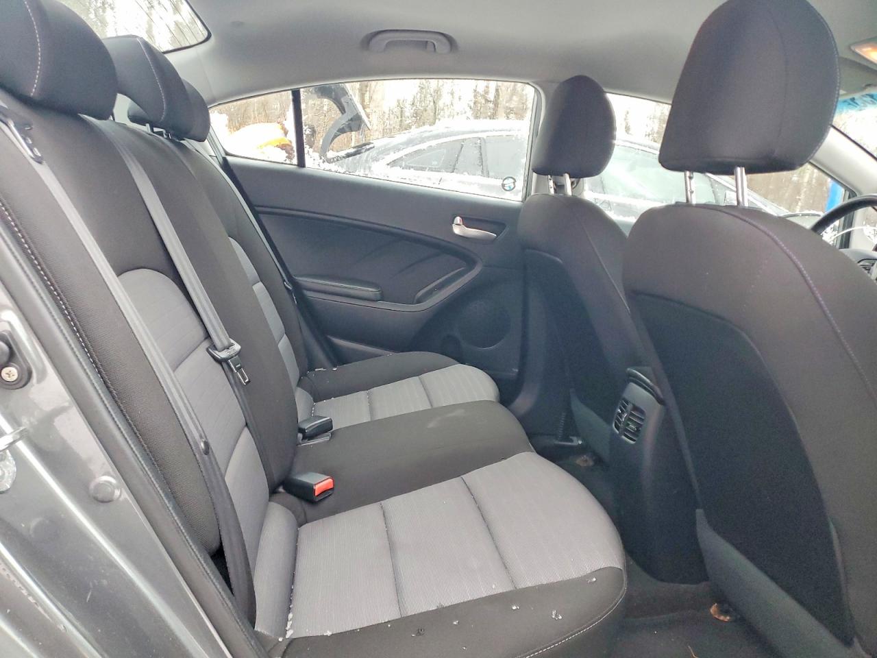 2015 KIA FORTE LX photo 10