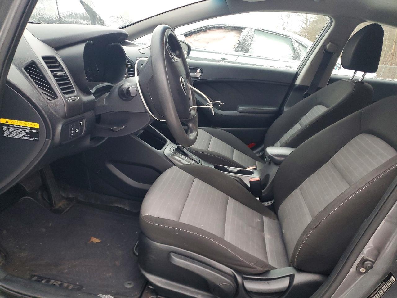 2015 KIA FORTE LX photo 7