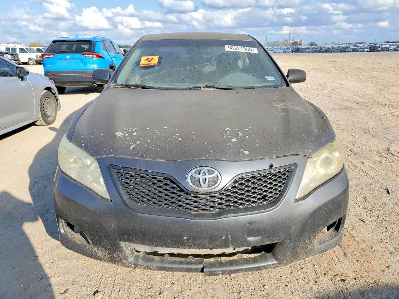2010 TOYOTA CAMRY BASE photo 5