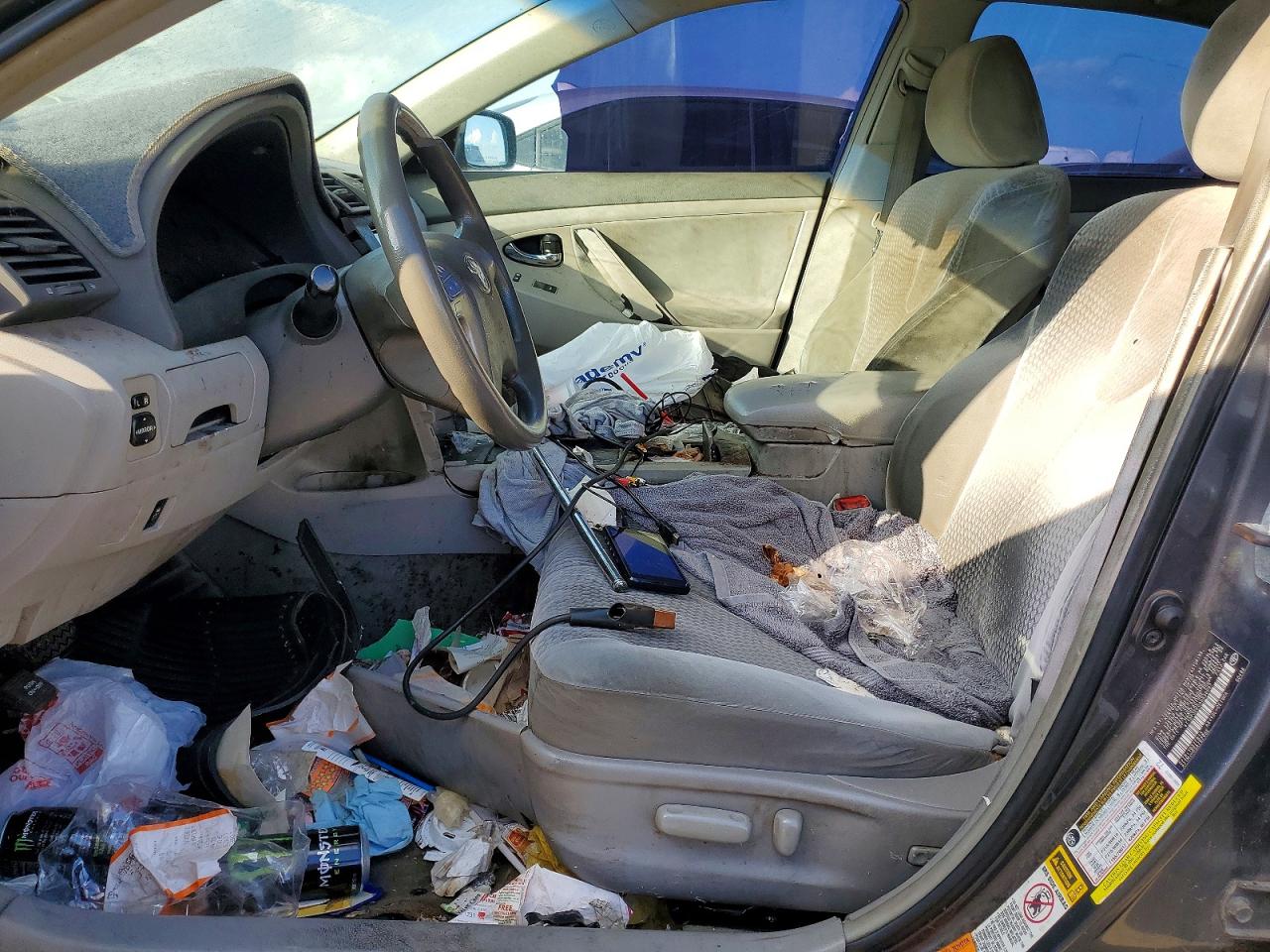 2010 TOYOTA CAMRY BASE photo 7