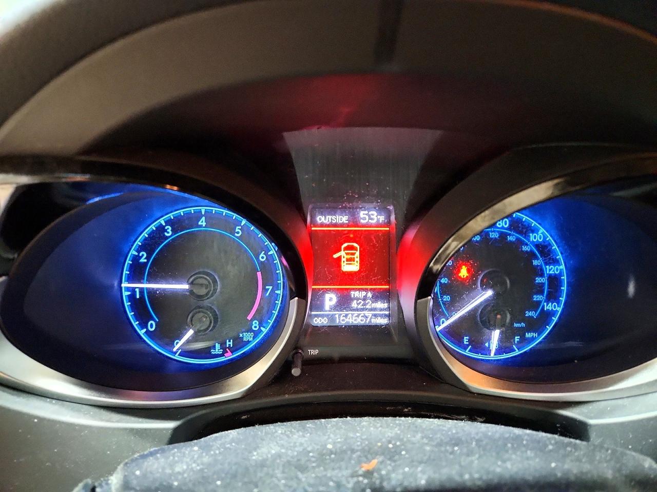 2014 TOYOTA COROLLA L photo 9