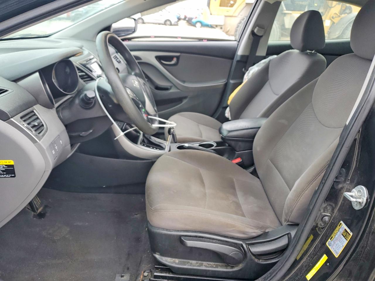 2014 HYUNDAI ELANTRA SE photo 7