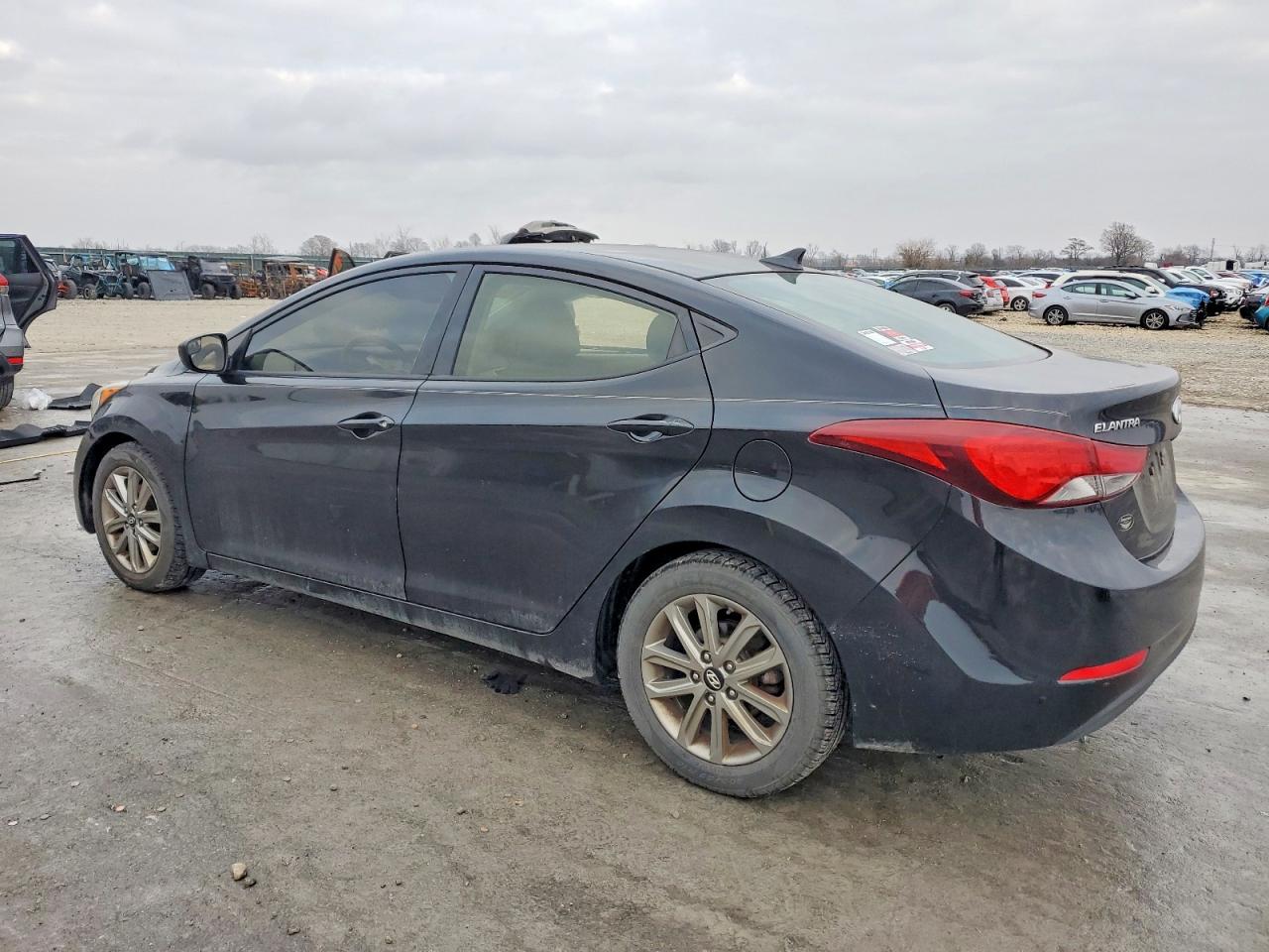 2014 HYUNDAI ELANTRA SE photo 2