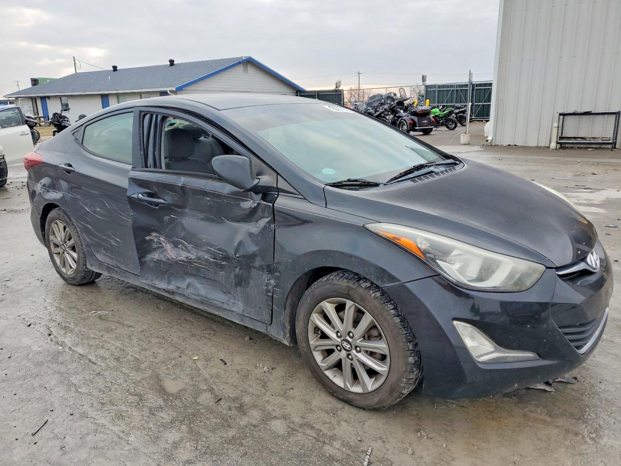 2014 HYUNDAI ELANTRA SE photo 4