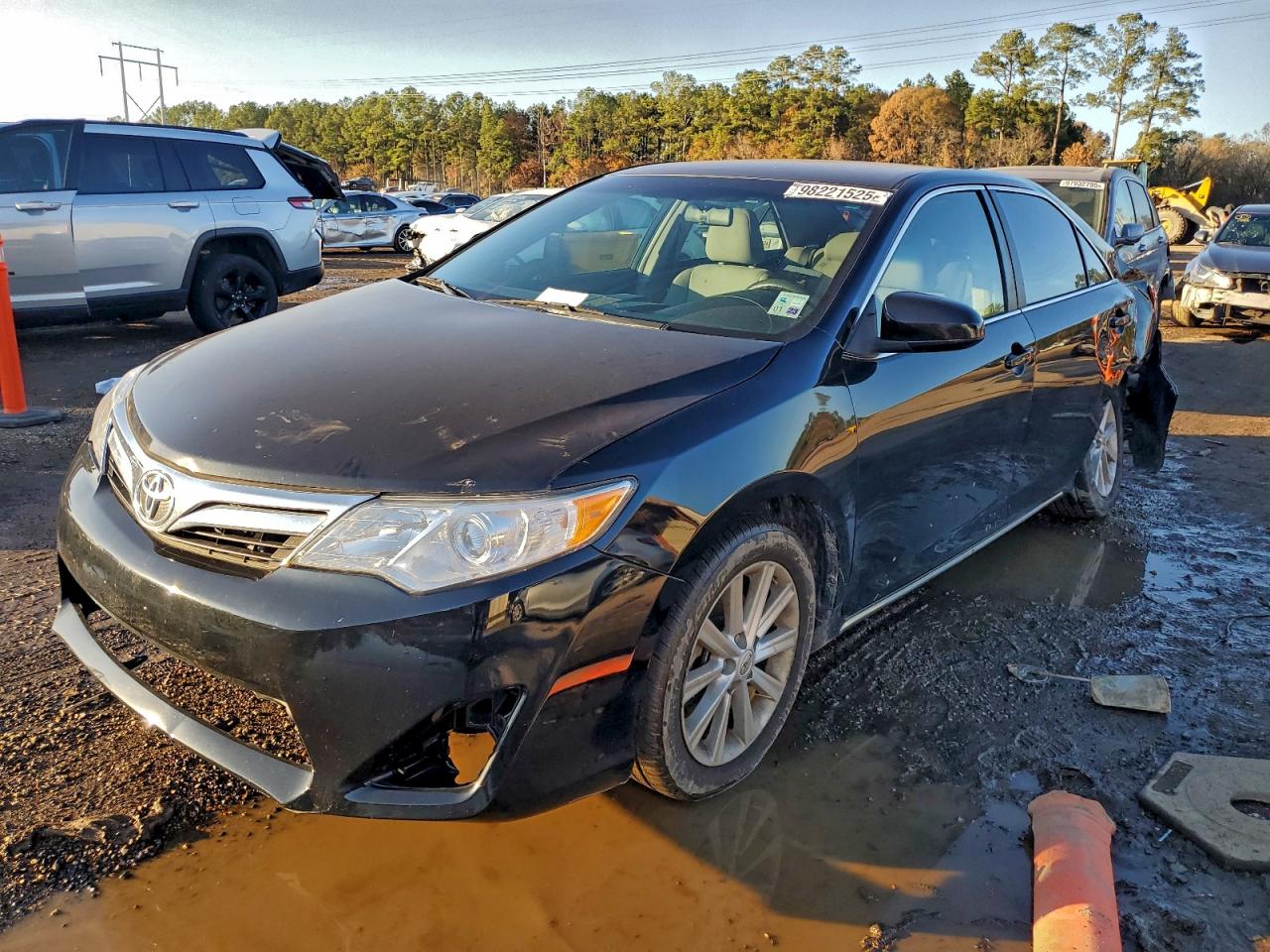 2014 TOYOTA CAMRY