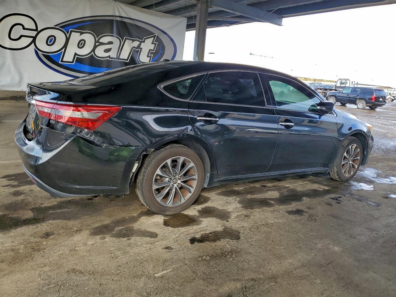 2016 TOYOTA AVALON XLE photo 7