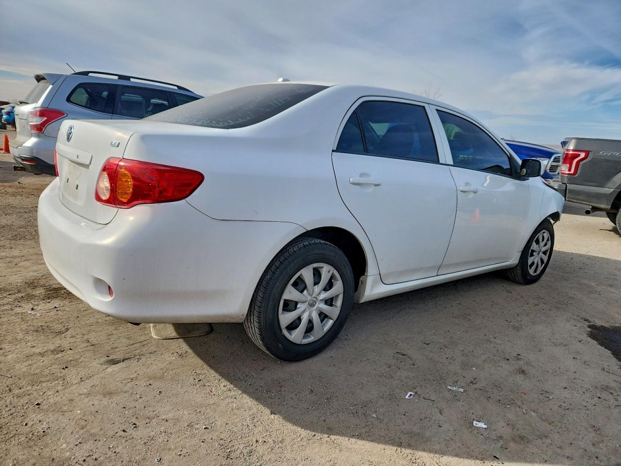 2010 TOYOTA COROLLA BASE photo 3