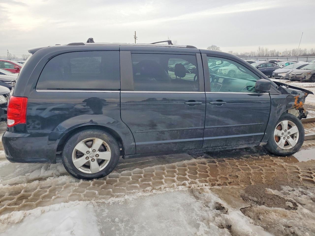 2015 DODGE GRAND CARAVAN SE photo 3