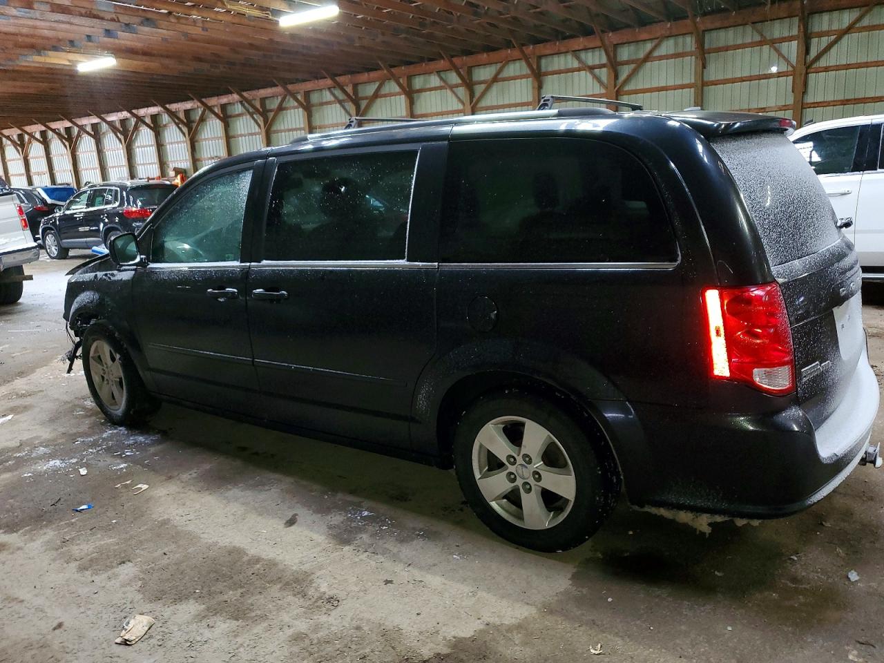 2015 DODGE GRAND CARAVAN SE photo 2