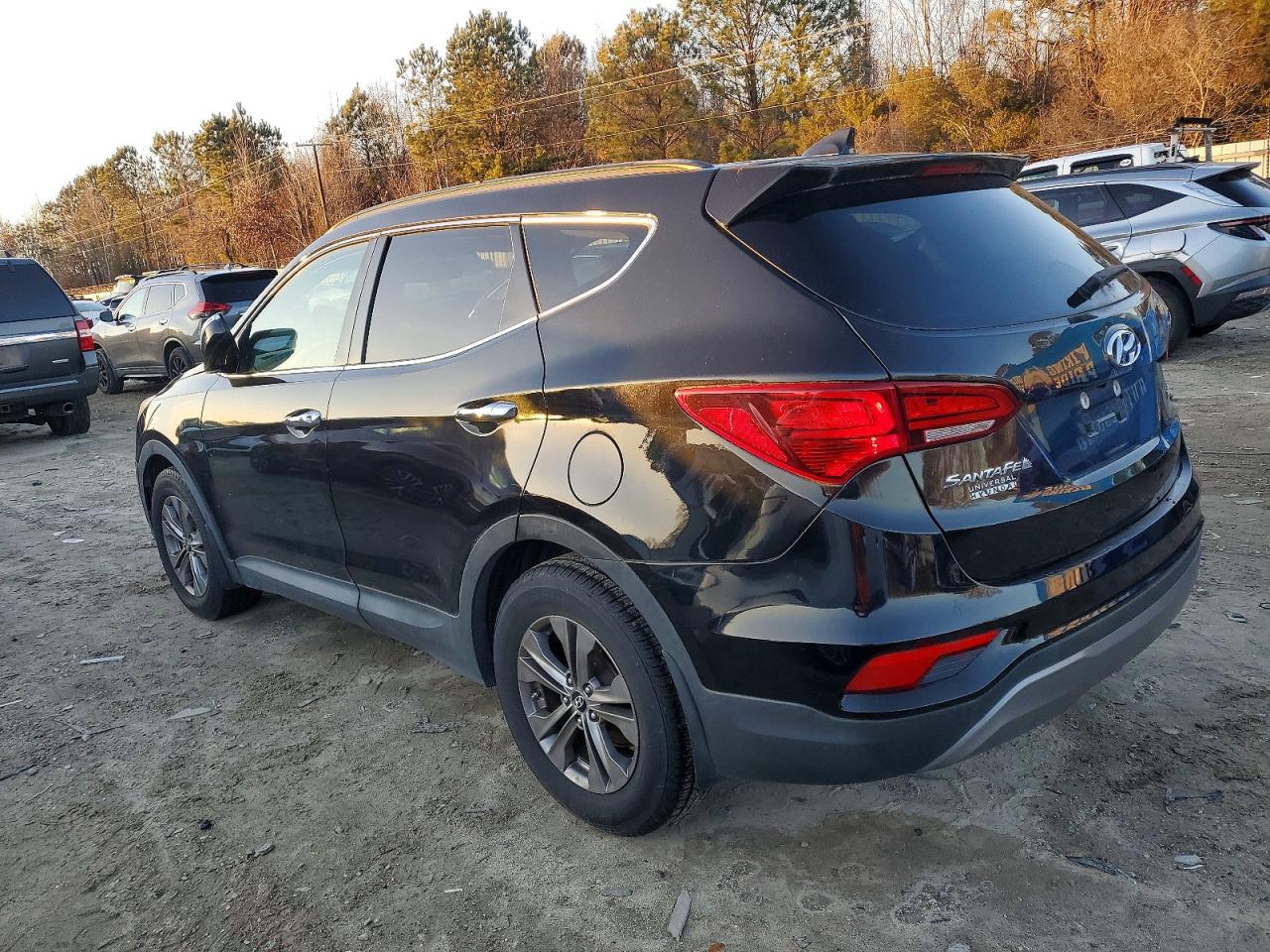 2017 HYUNDAI SANTA FE SPORT photo 2