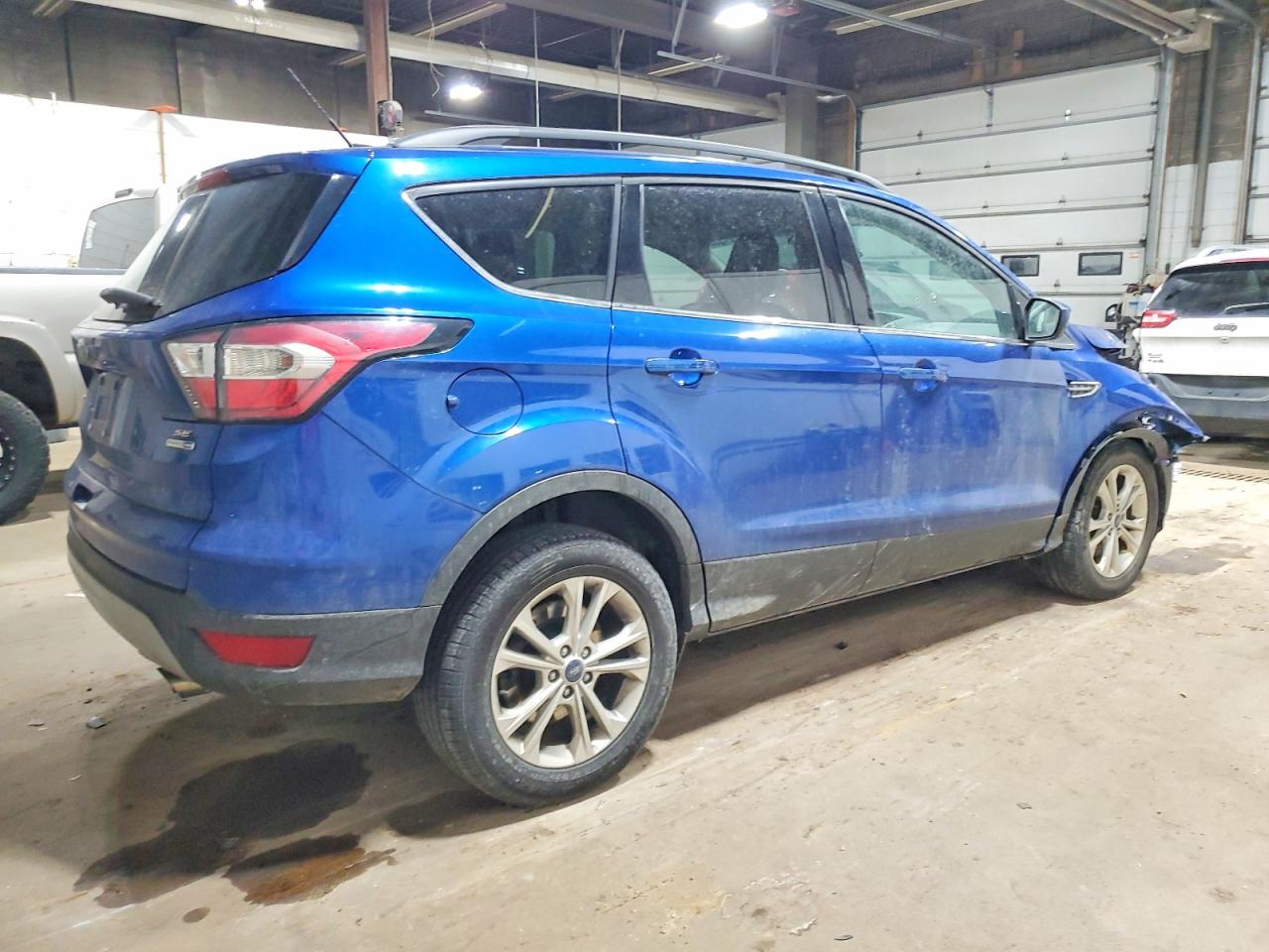 2018 FORD ESCAPE SE photo 3