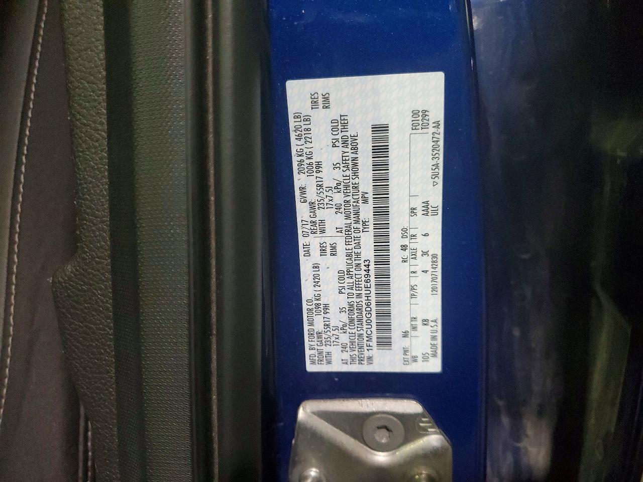 2017 FORD ESCAPE SE photo 13