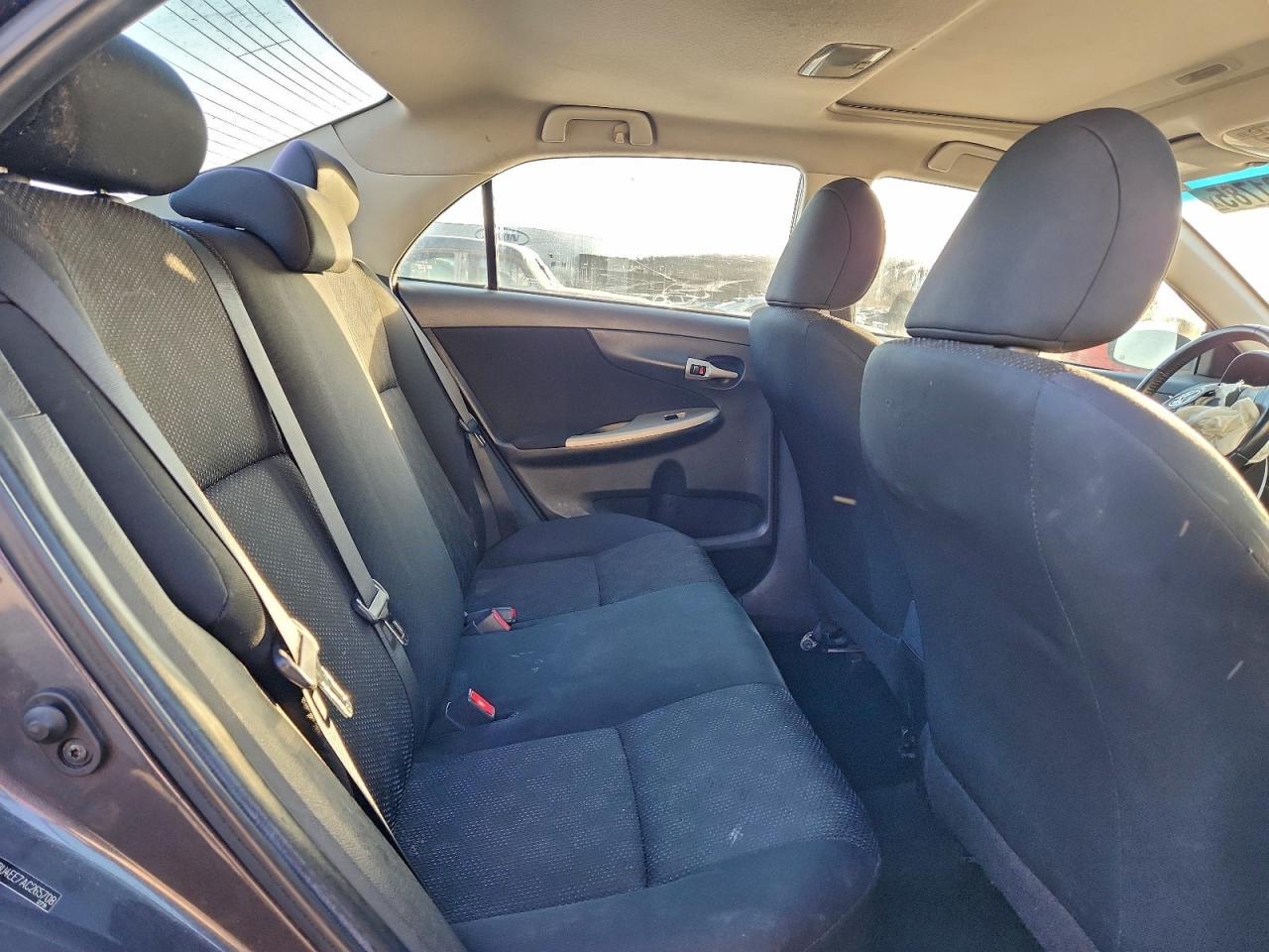 2010 TOYOTA COROLLA BASE photo 10