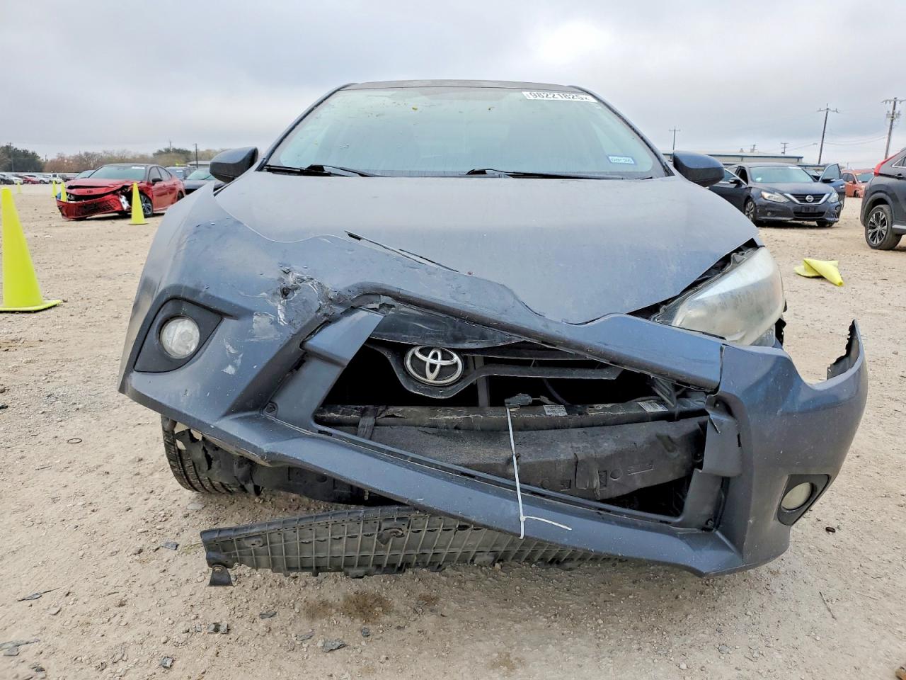 2014 TOYOTA COROLLA L photo 5