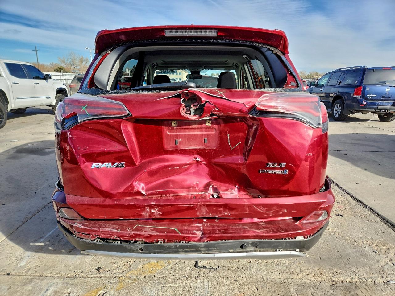2018 TOYOTA RAV4 HV LE photo 6