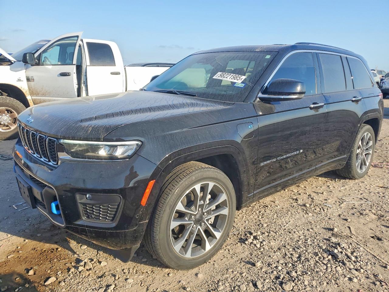 2022 JEEP GRAND CHEROKEE