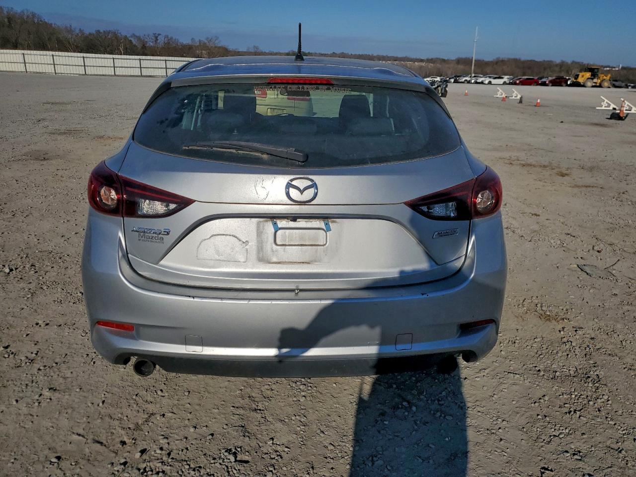 2017 MAZDA 3 SPORT photo 6