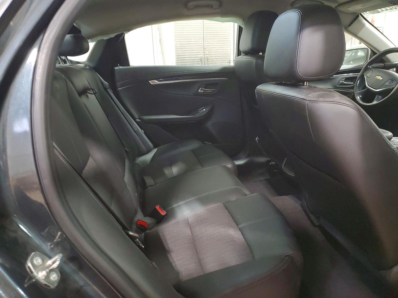 2018 CHEVROLET IMPALA LT photo 10