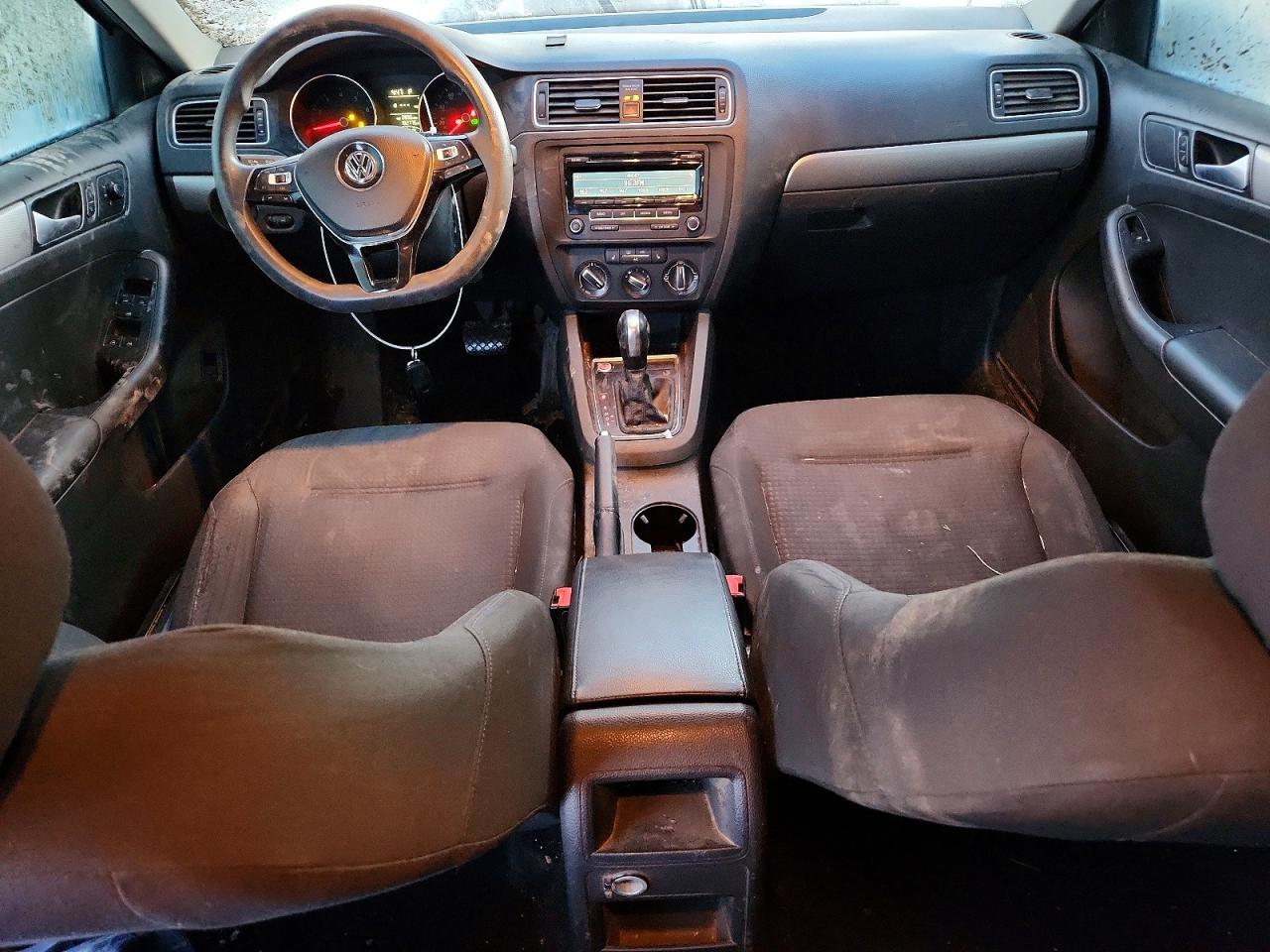 2015 VOLKSWAGEN JETTA SE photo 8