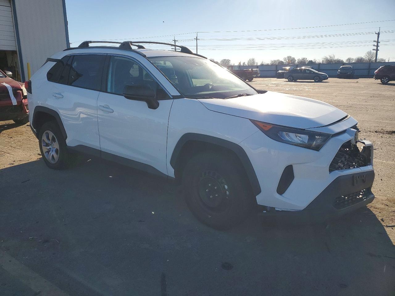 2021 TOYOTA RAV4 LE photo 4