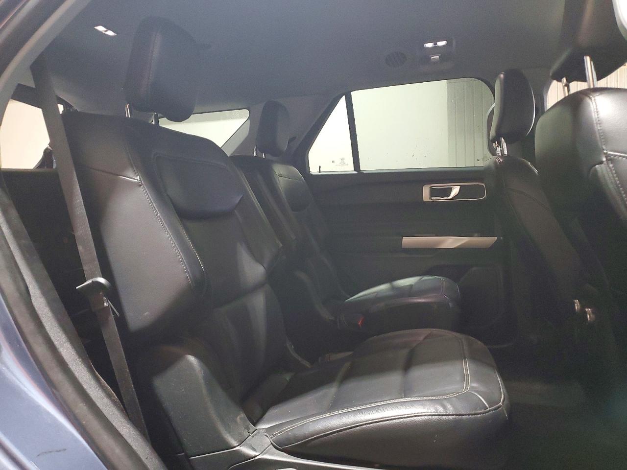 2021 FORD EXPLORER XLT photo 11