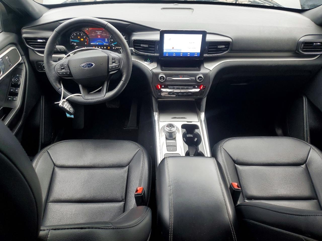 2020 FORD EXPLORER XLT photo 8