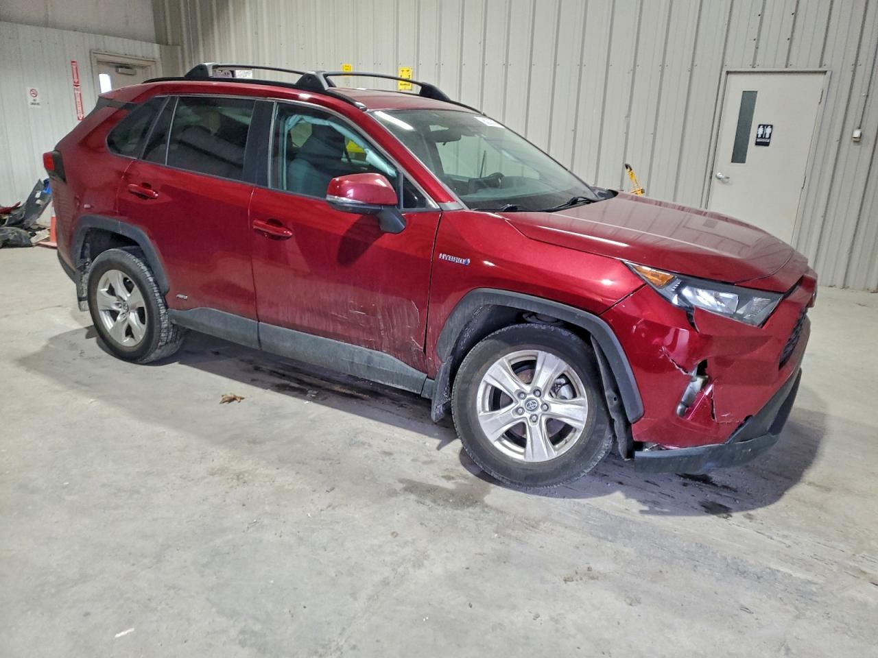 2021 TOYOTA RAV4 LE photo 7